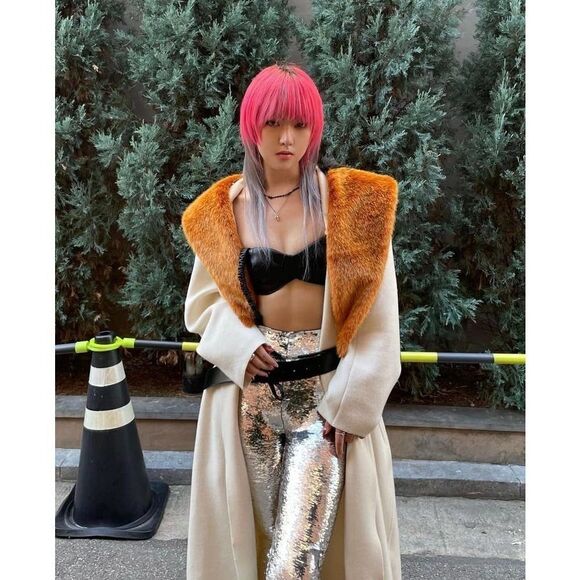 Coat Toga Archives H&M Limited Edition Premium Belted with Faux Fur - Picture 3 of 7